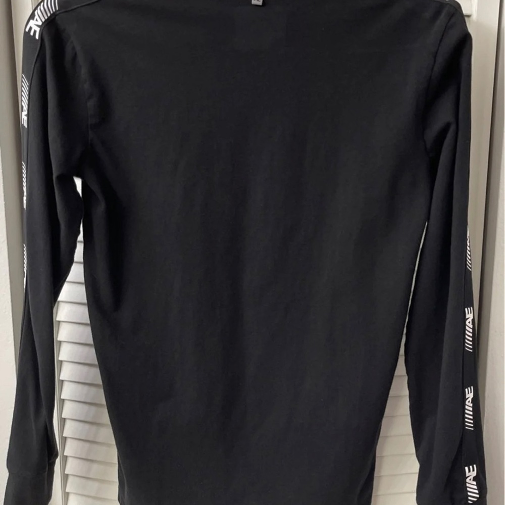 American Eagle Shirt (Size XS) - Picture 6 of 8